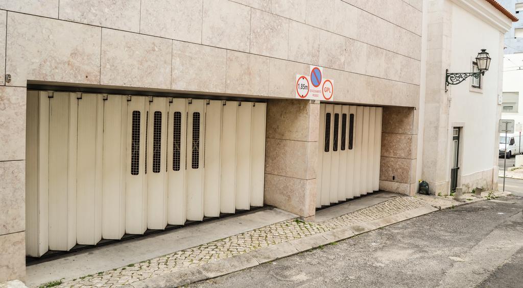 Your Home In Palacio Do Bairro Alto Lisbon Ruang foto